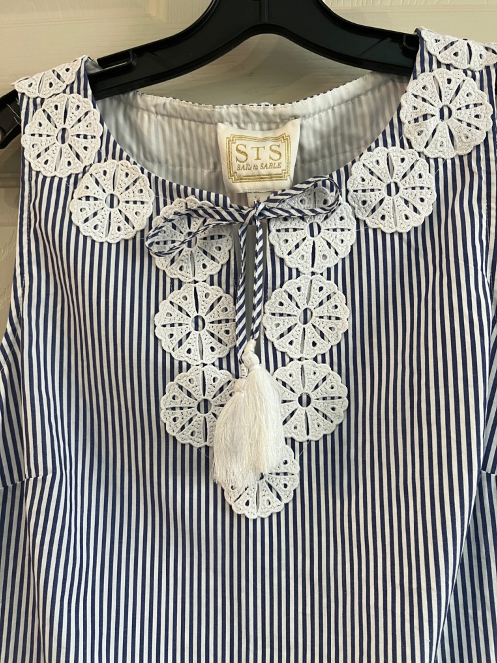 Sail to Sable chambray blue & white striped dress. Crochet trim. NWT. Size small - Picture 3 of 7